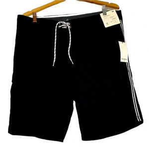 NWT Men’s Goodfellow & Co board shorts